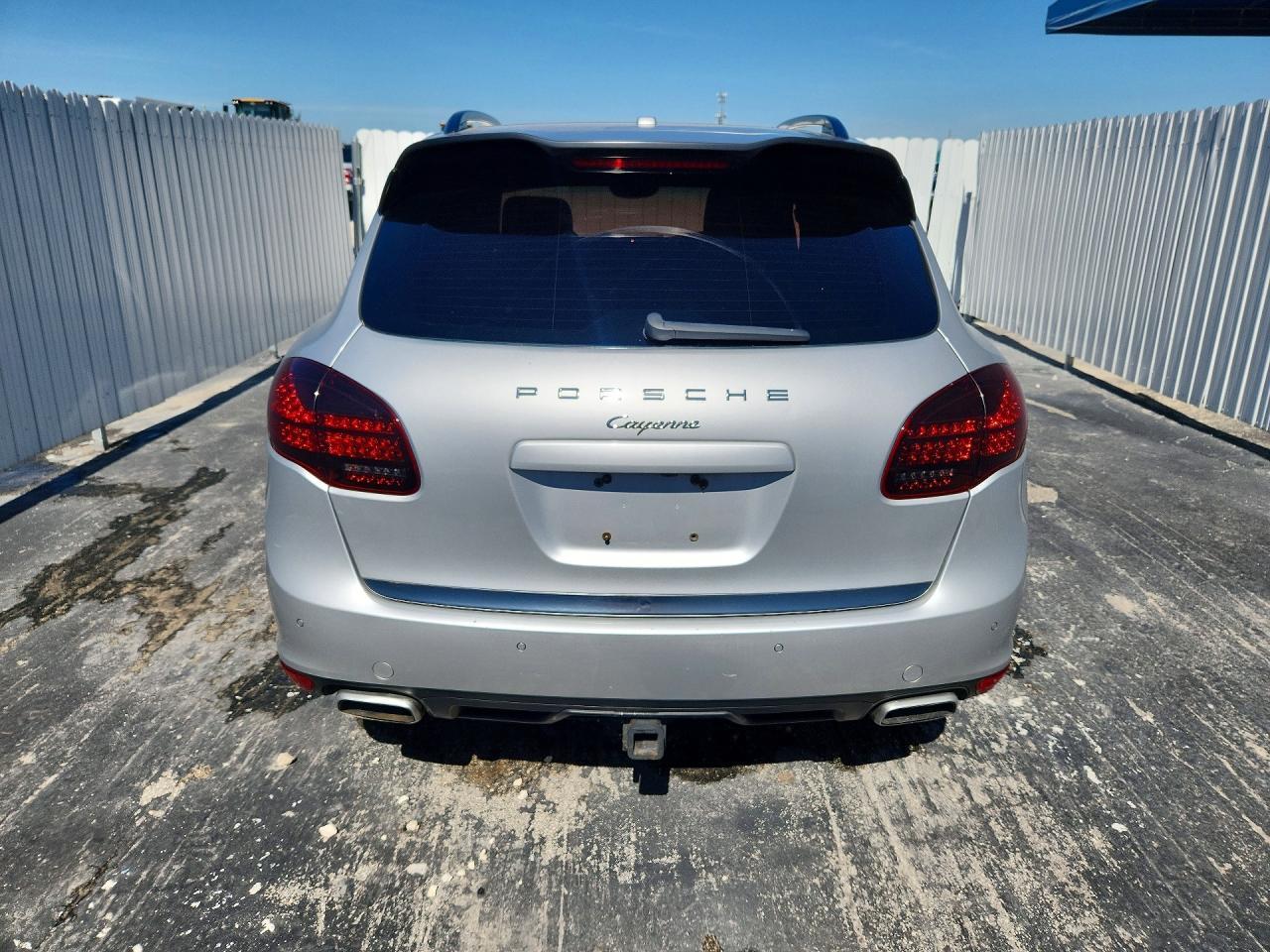 2013 Porsche Cayenne - Image 6
