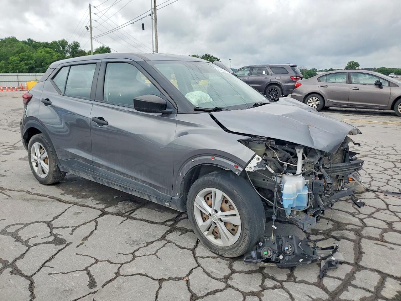 2022 Nissan Kicks S - Фото 4