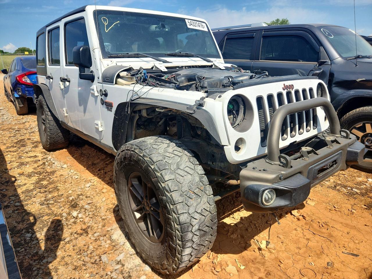 2016 Jeep Wrangler Unlimited Sahara - Фото 4