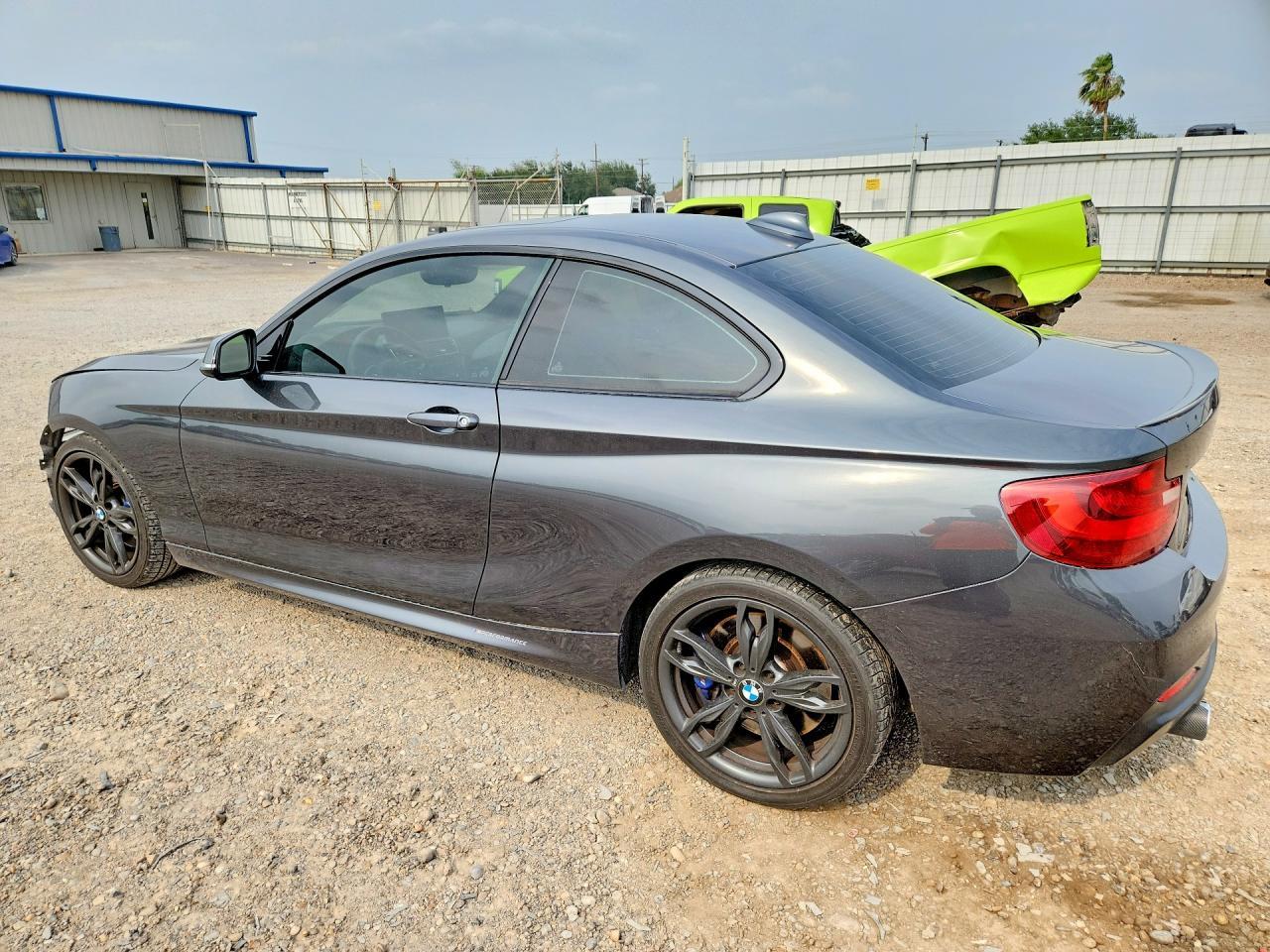 2016 BMW M235I - Фото 2