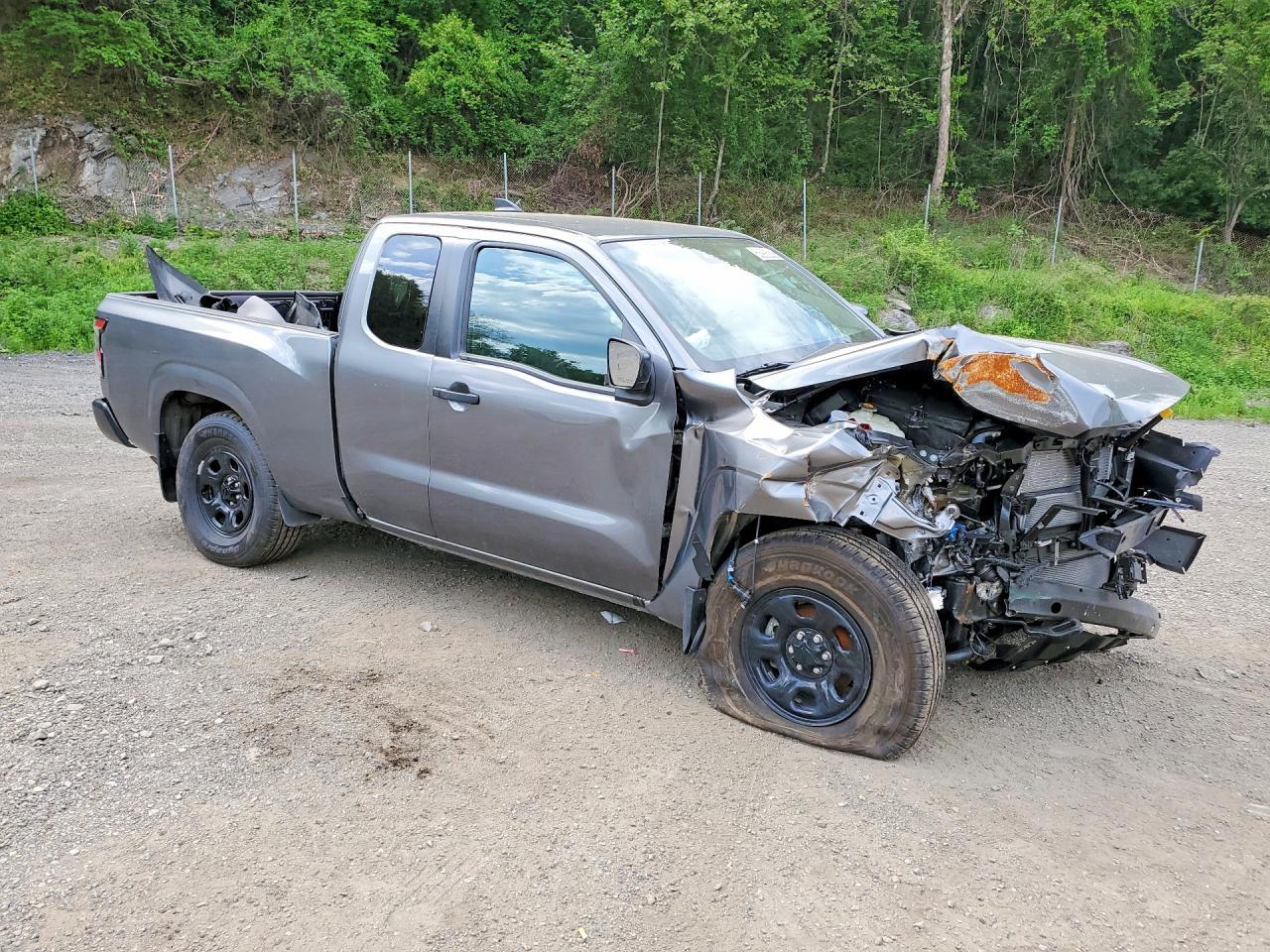2026 Nissan Frontier S - Image 4