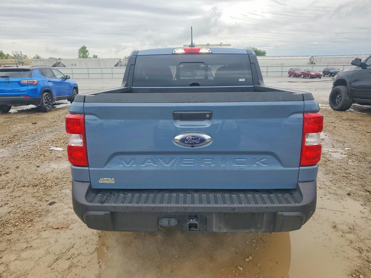 2024 Ford Maverick Lariat - Image 6