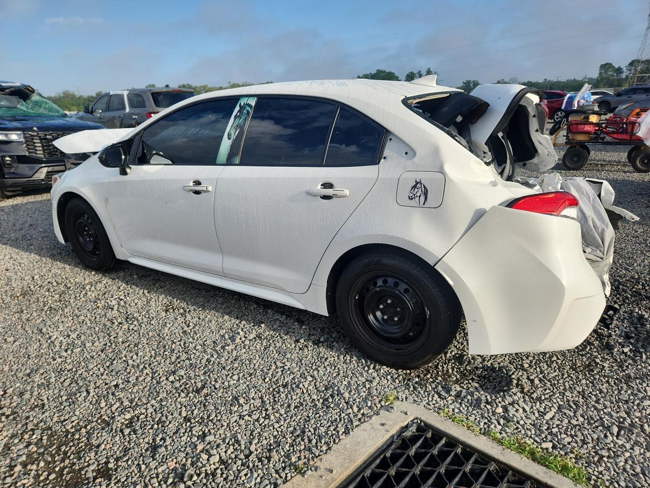 2022 Toyota Corolla Le - Фото 2
