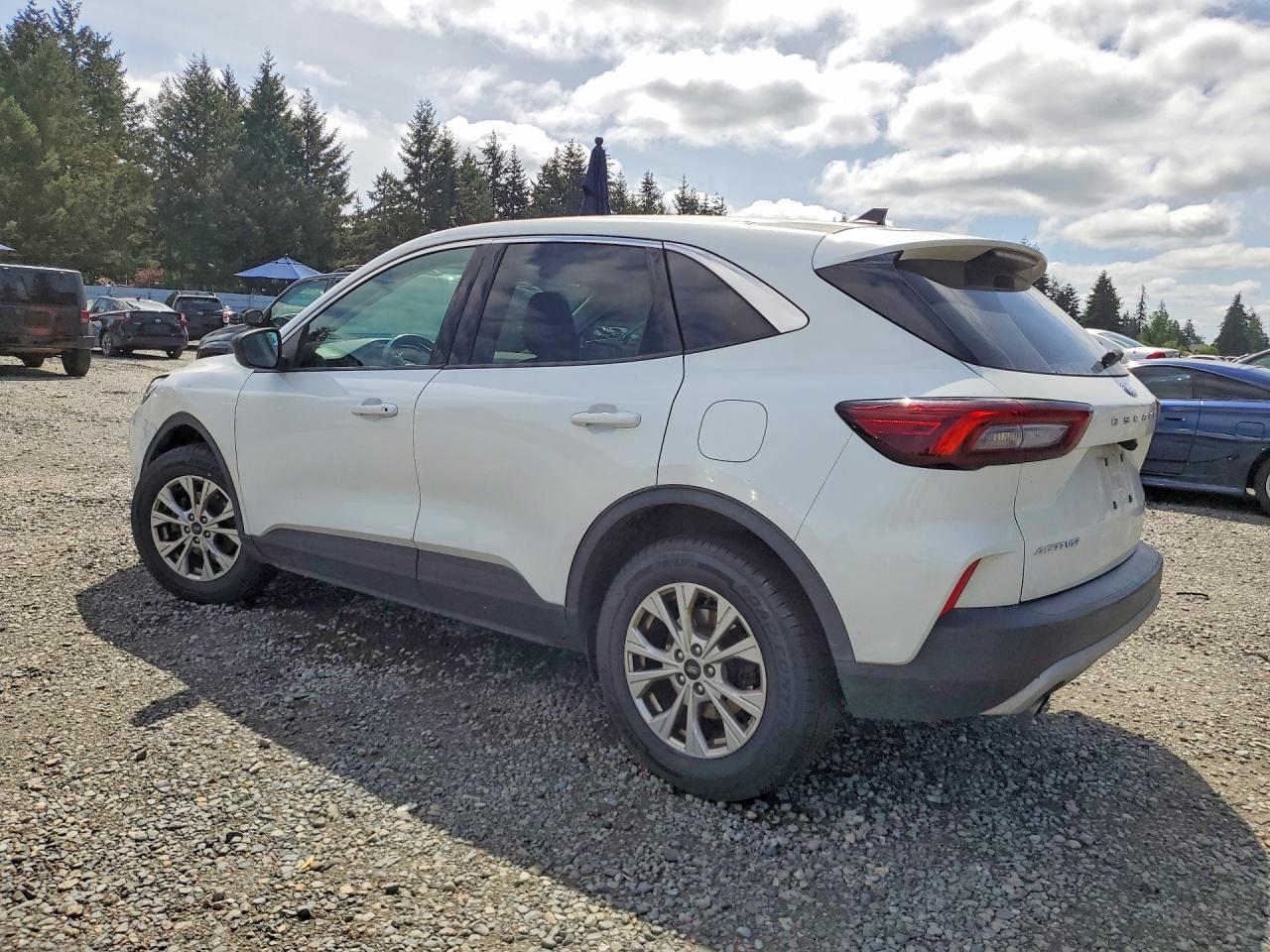 2023 Ford Escape Active - Фото 2