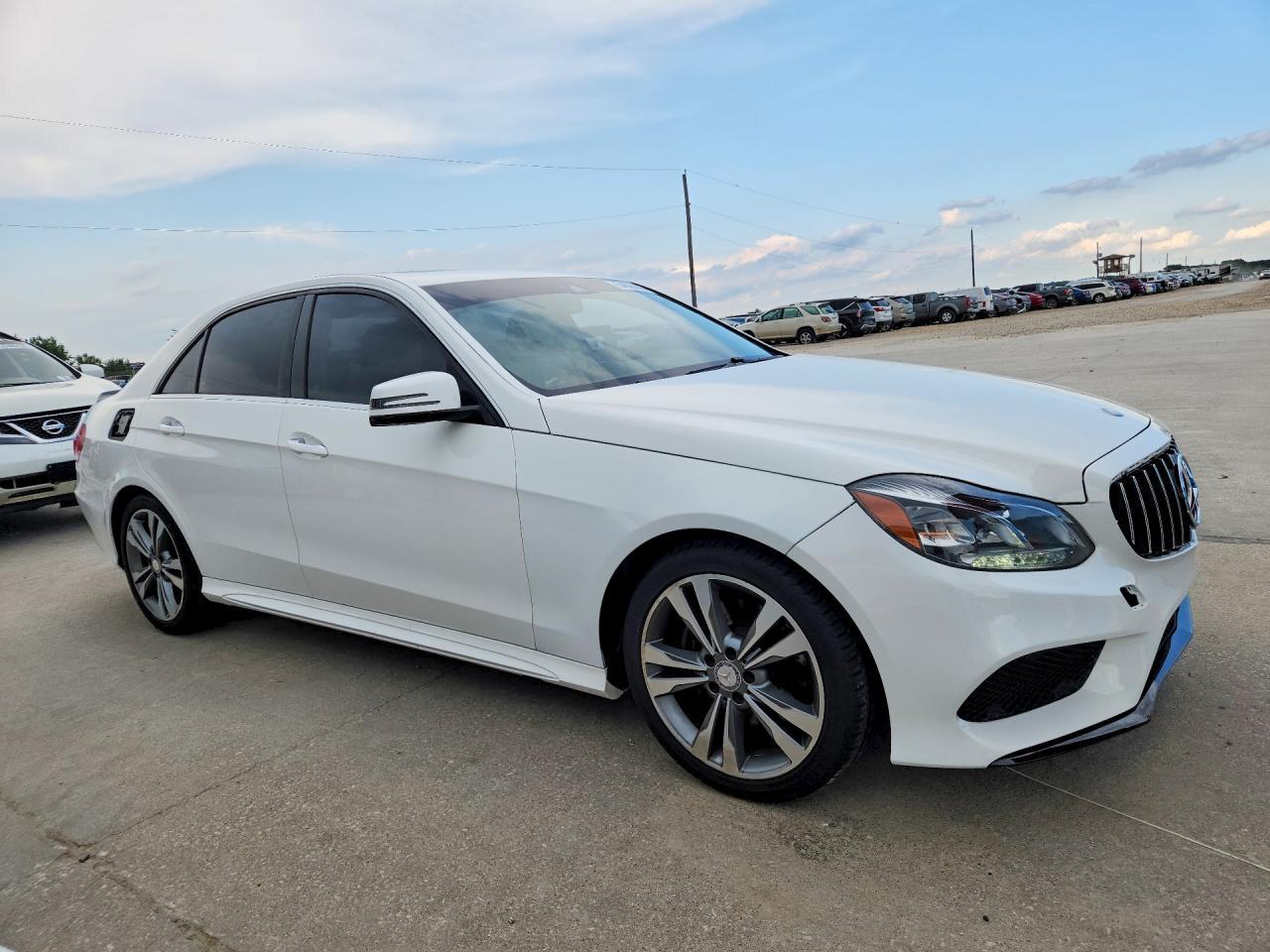 2015 Mercedes-Benz E 350 - Фото 4