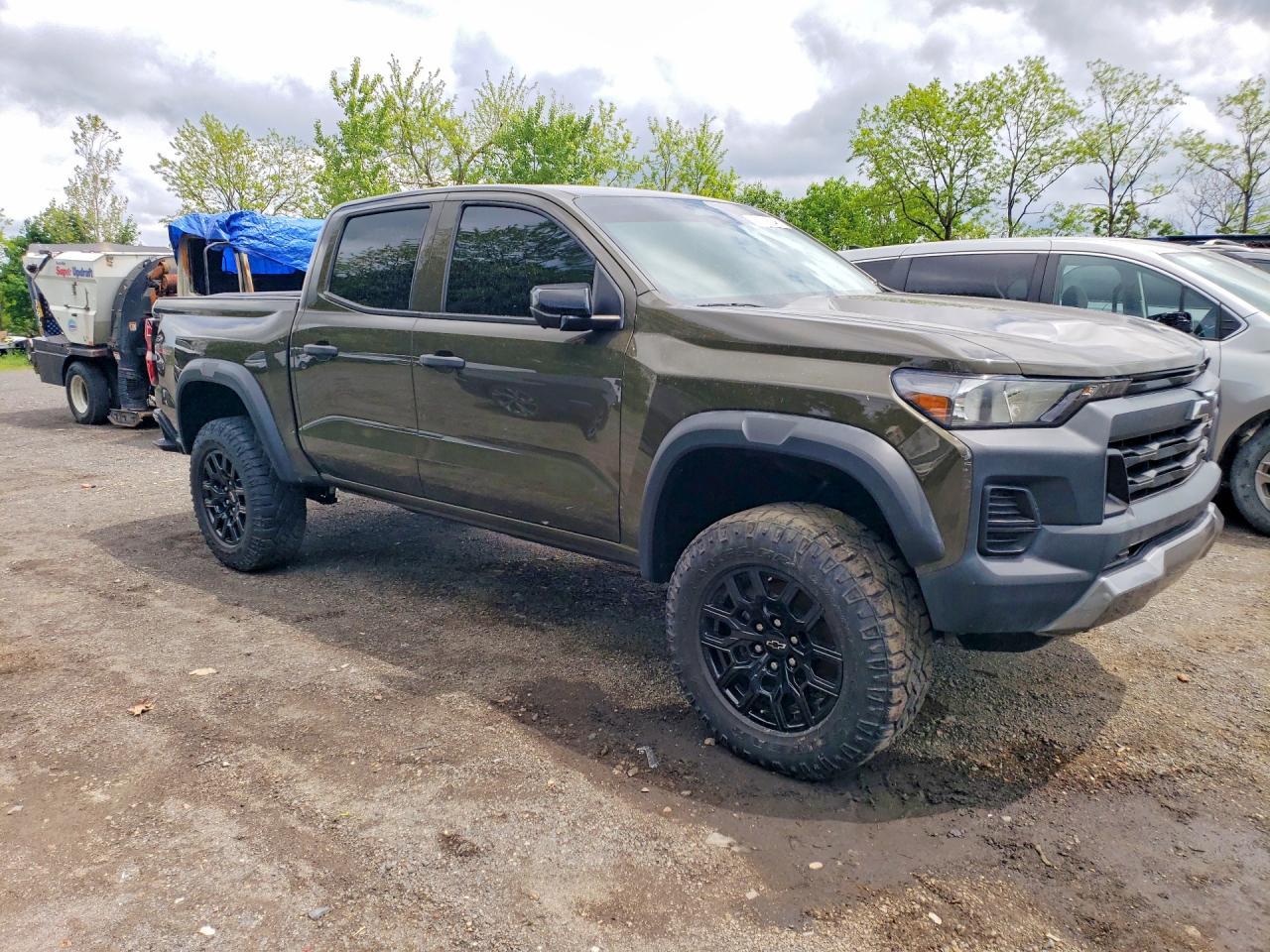 2023 Chevrolet Colorado Trail Boss - Фото 4