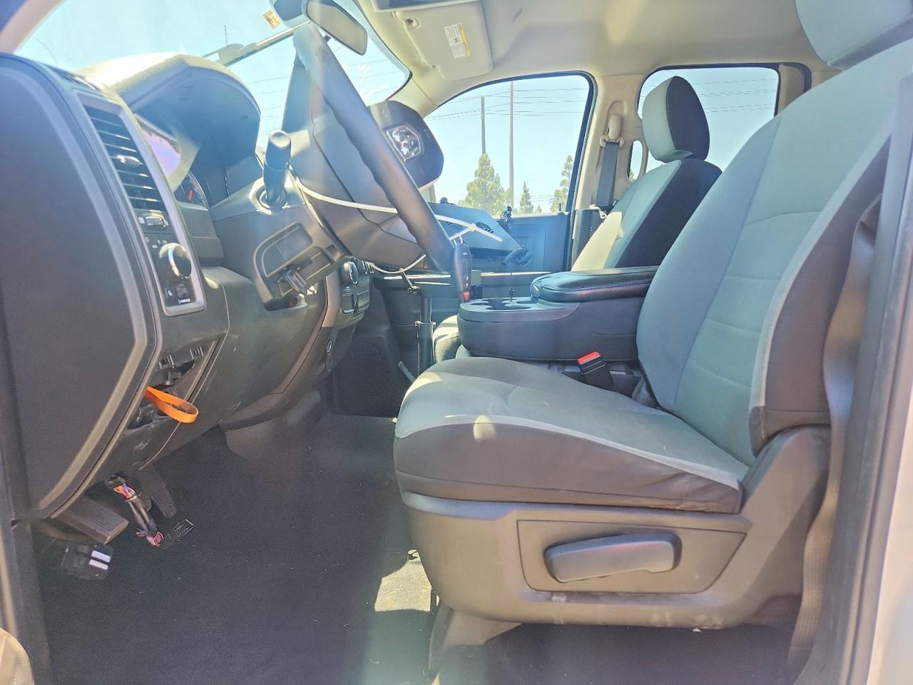 2022 Ram 1500 Classic Tradesman - Фото 7