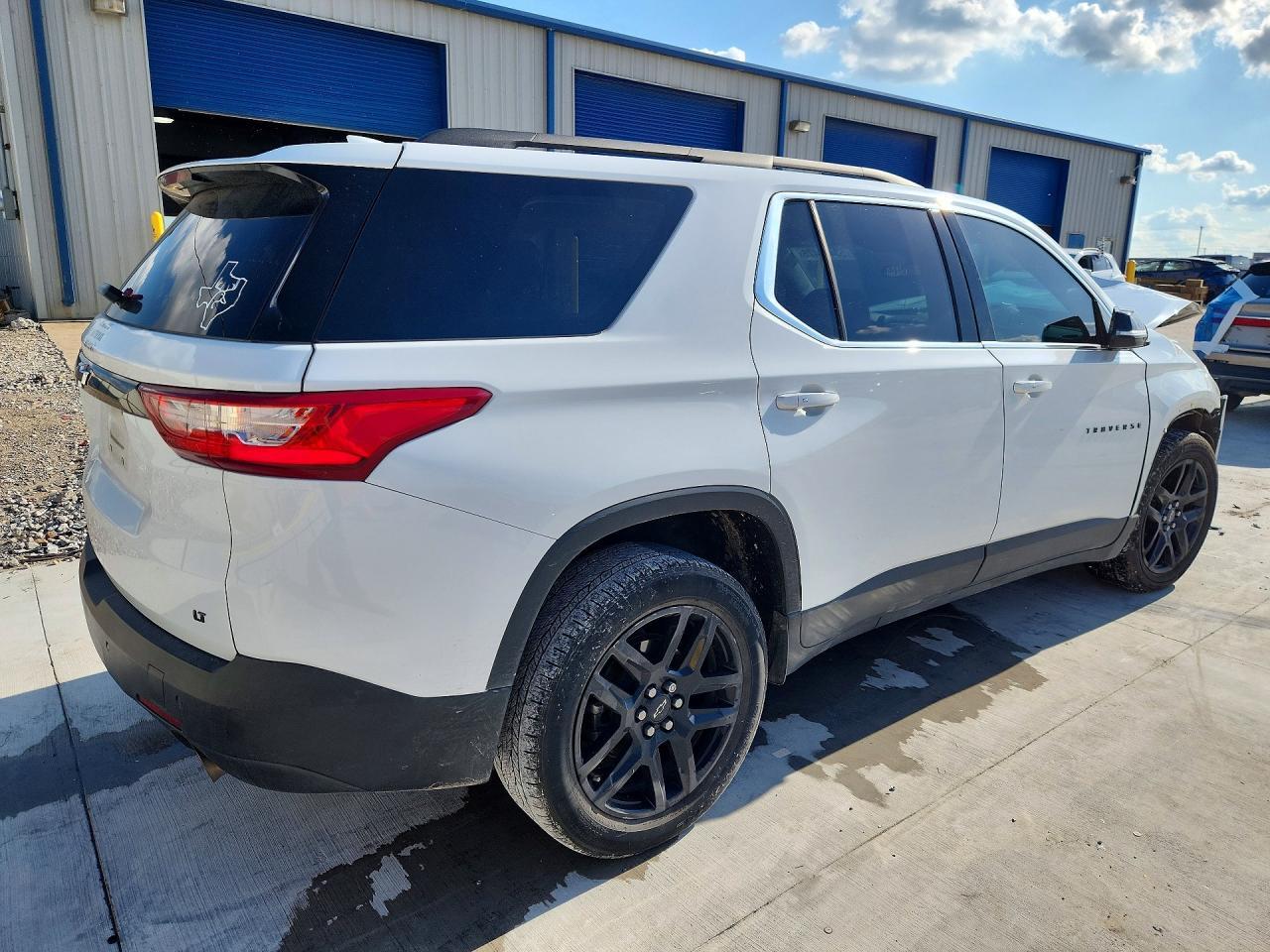 2020 Chevrolet Traverse Lt - Фото 3
