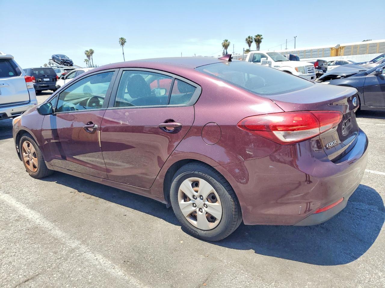 2018 Kia Forte - Image 2