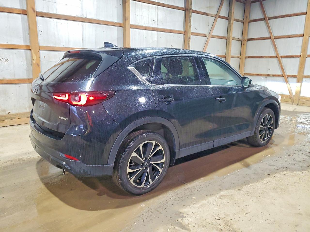 2022 Mazda Cx-5 Premium Plus - Image 3