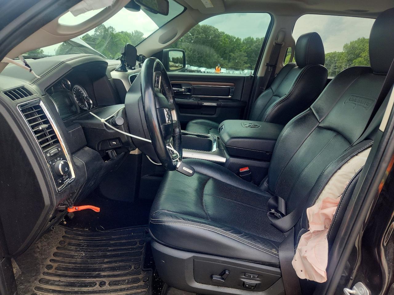 2018 Ram 1500 Laramie - Image 7