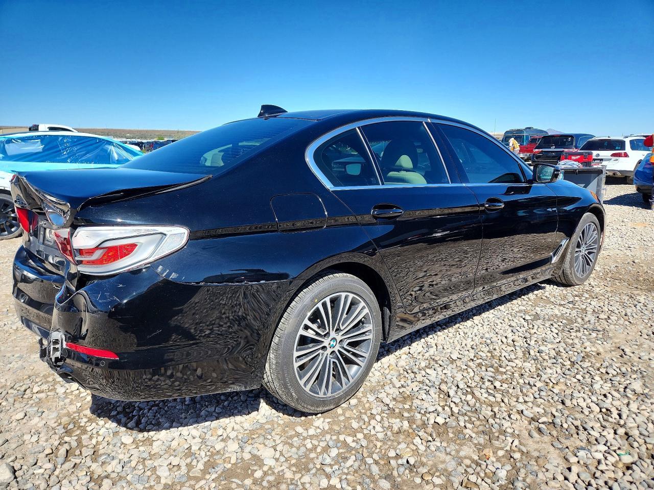 2020 BMW 530 I - Image 3