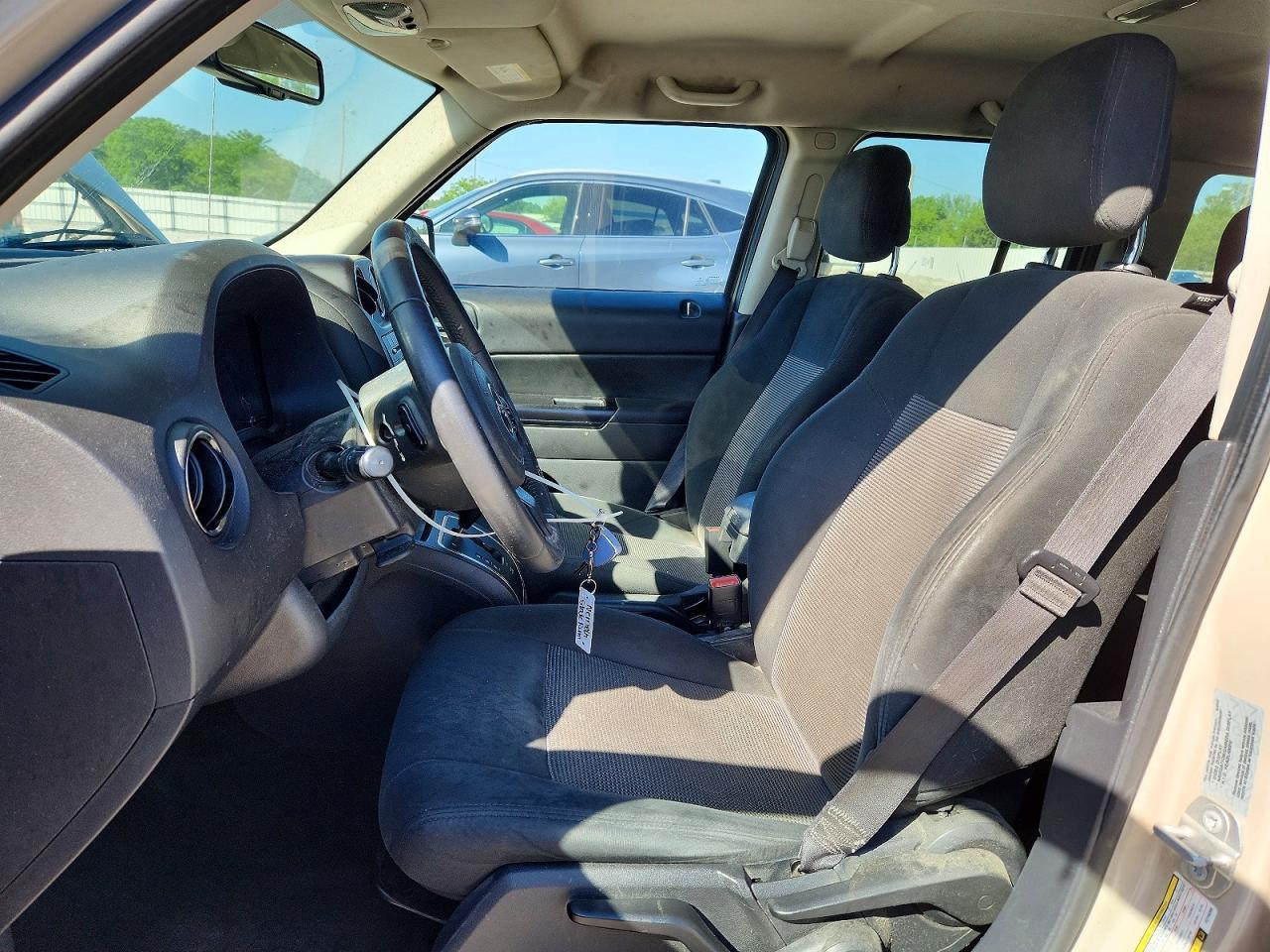 2017 Jeep Patriot Latitude - Image 7