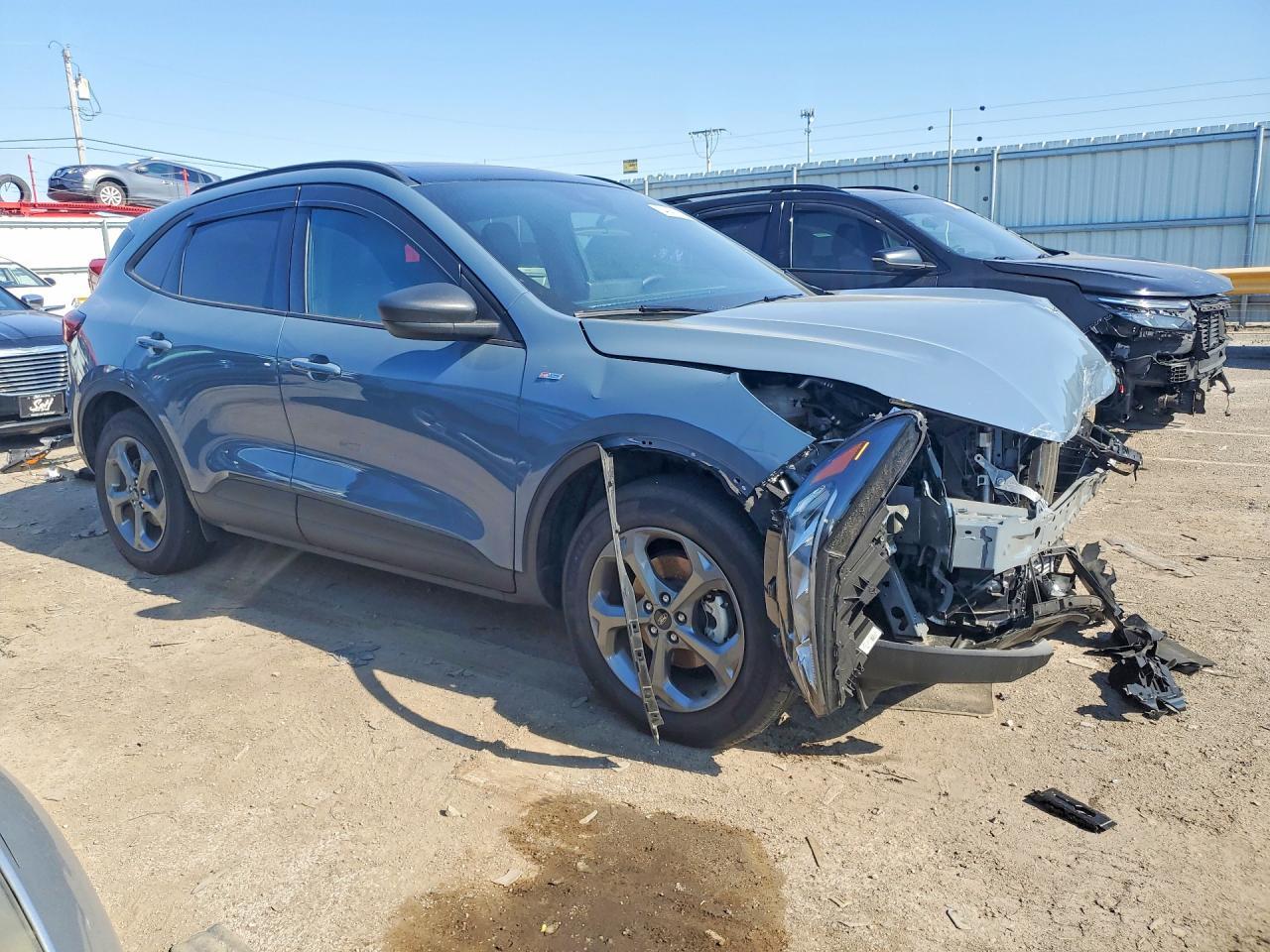 2025 Ford Escape St Line - Фото 4