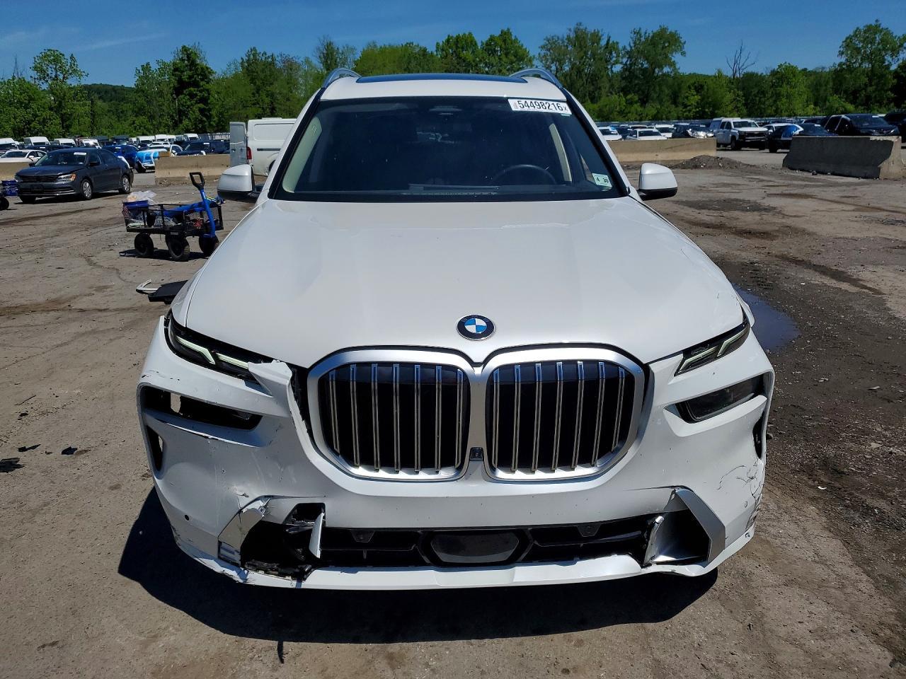 2025 BMW X7 xDrive40I - Image 5