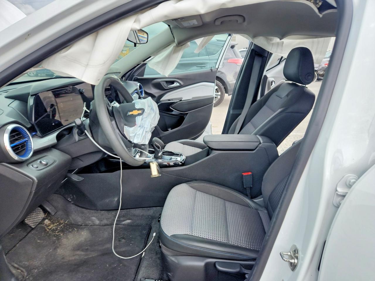 2025 Chevrolet Trax 1Lt - Фото 7
