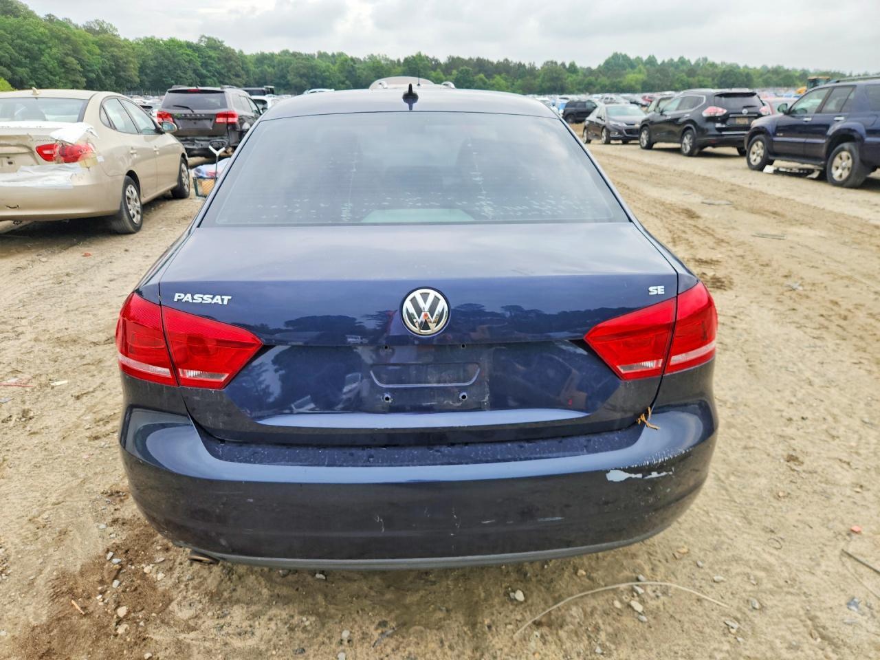 2012 Volkswagen Passat Se - Фото 6