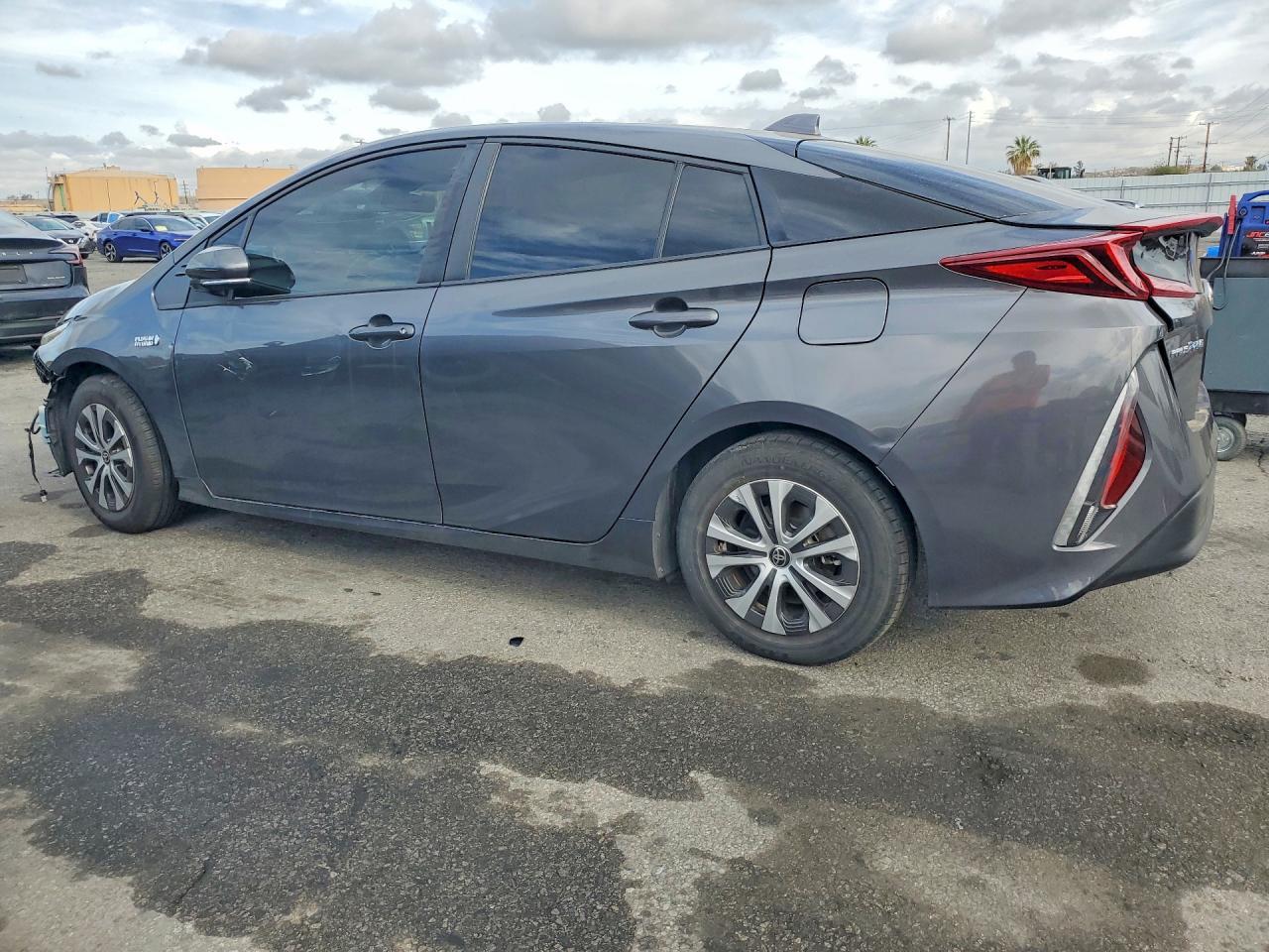 2022 Toyota Prius Prime Xle - Фото 2