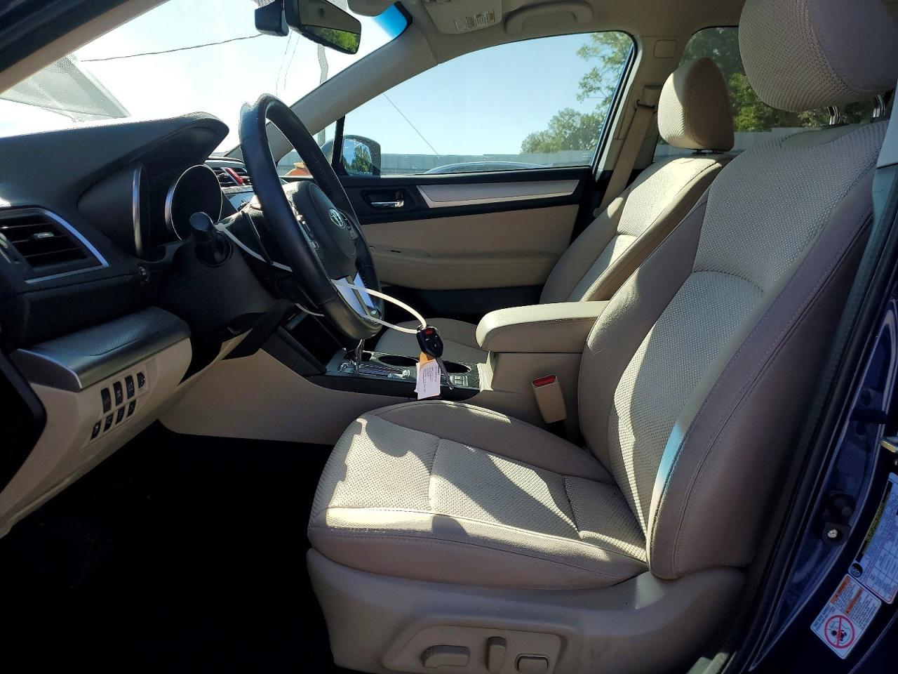 2017 Subaru Outback 2.5I Premium - Image 7