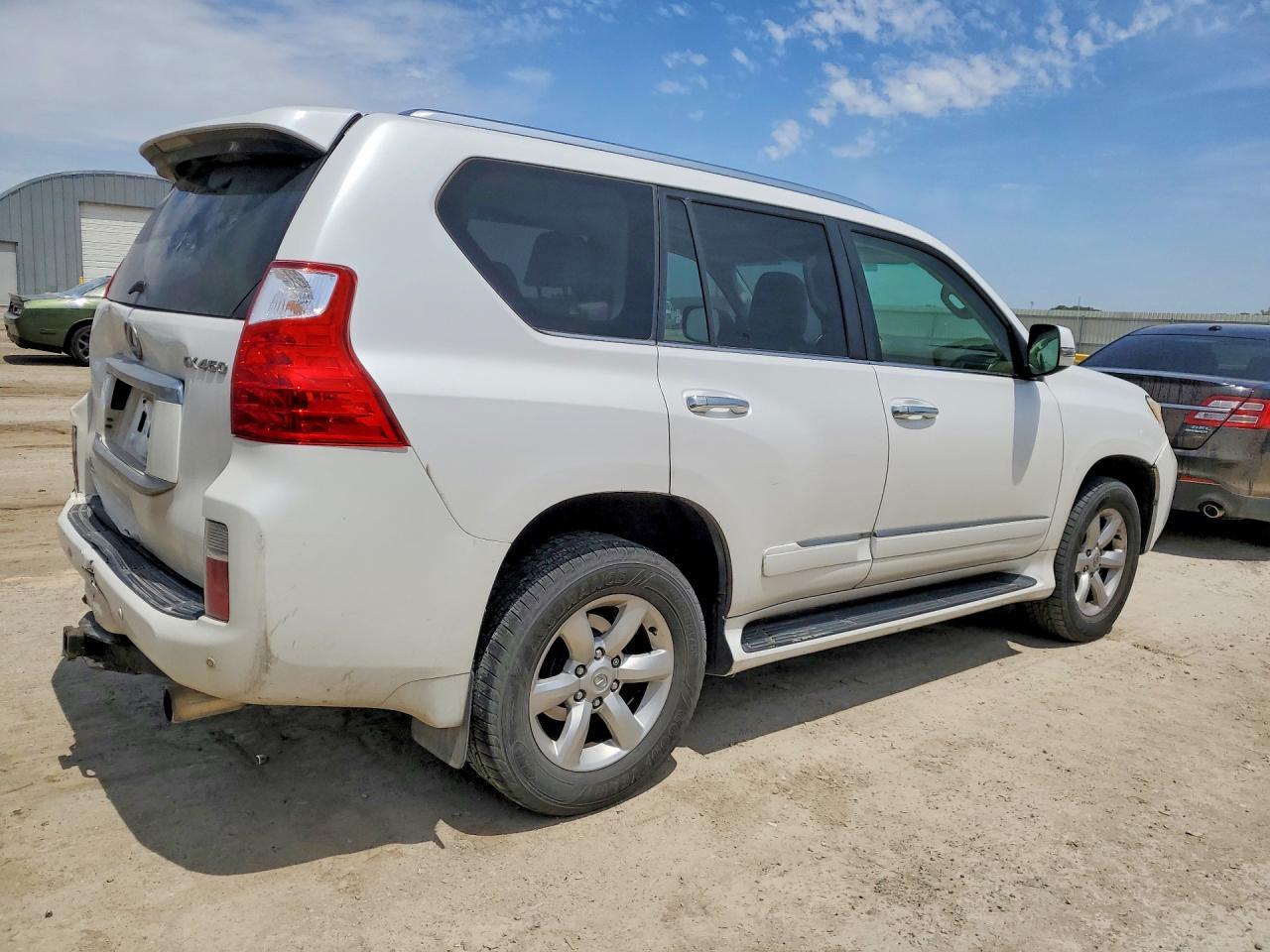 2012 Lexus Gx 460 - Image 3