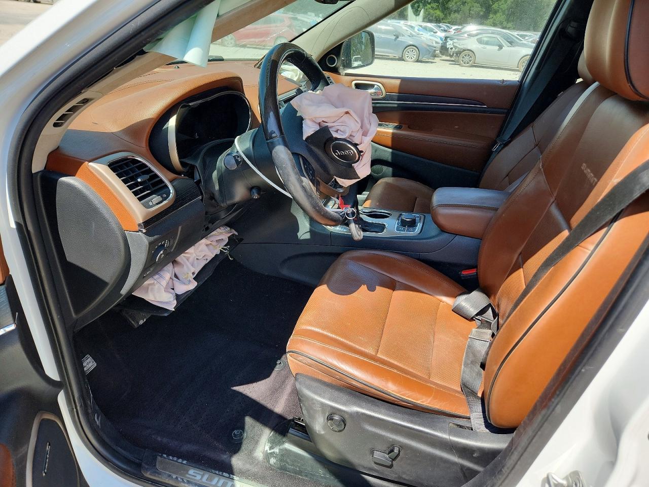 2016 Jeep Grand Cherokee Summit - Image 7