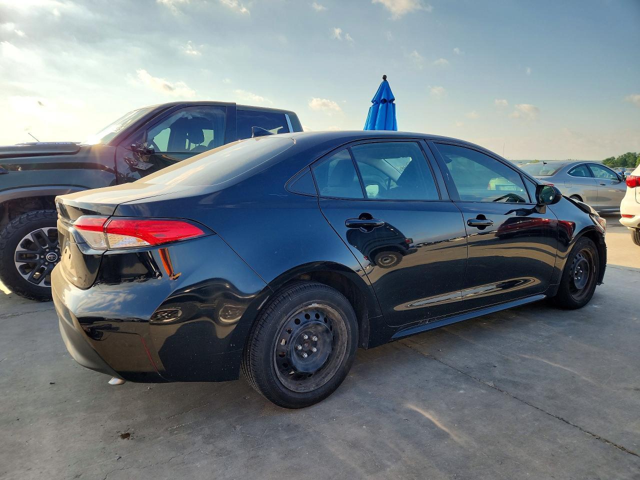2024 Toyota Corolla Le - Image 3