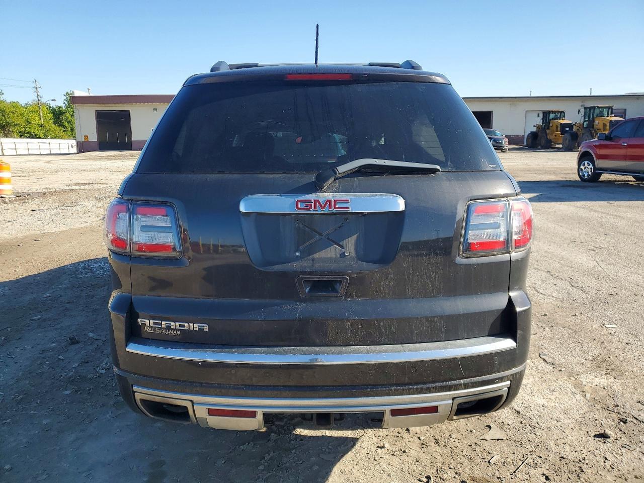 2015 GMC Acadia Denali - Фото 6