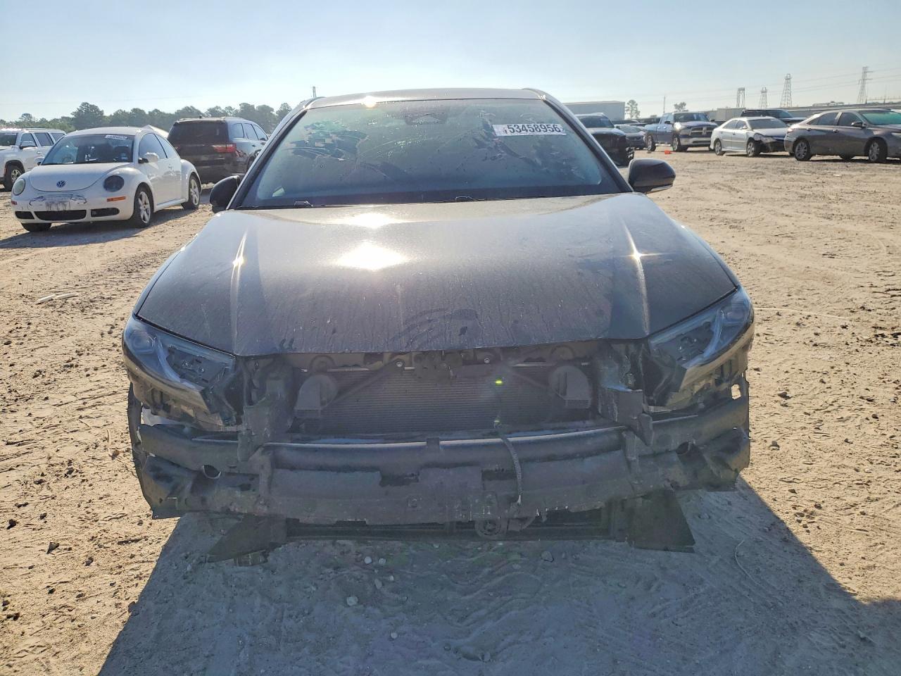 2025 Toyota Camry Le - Image 5