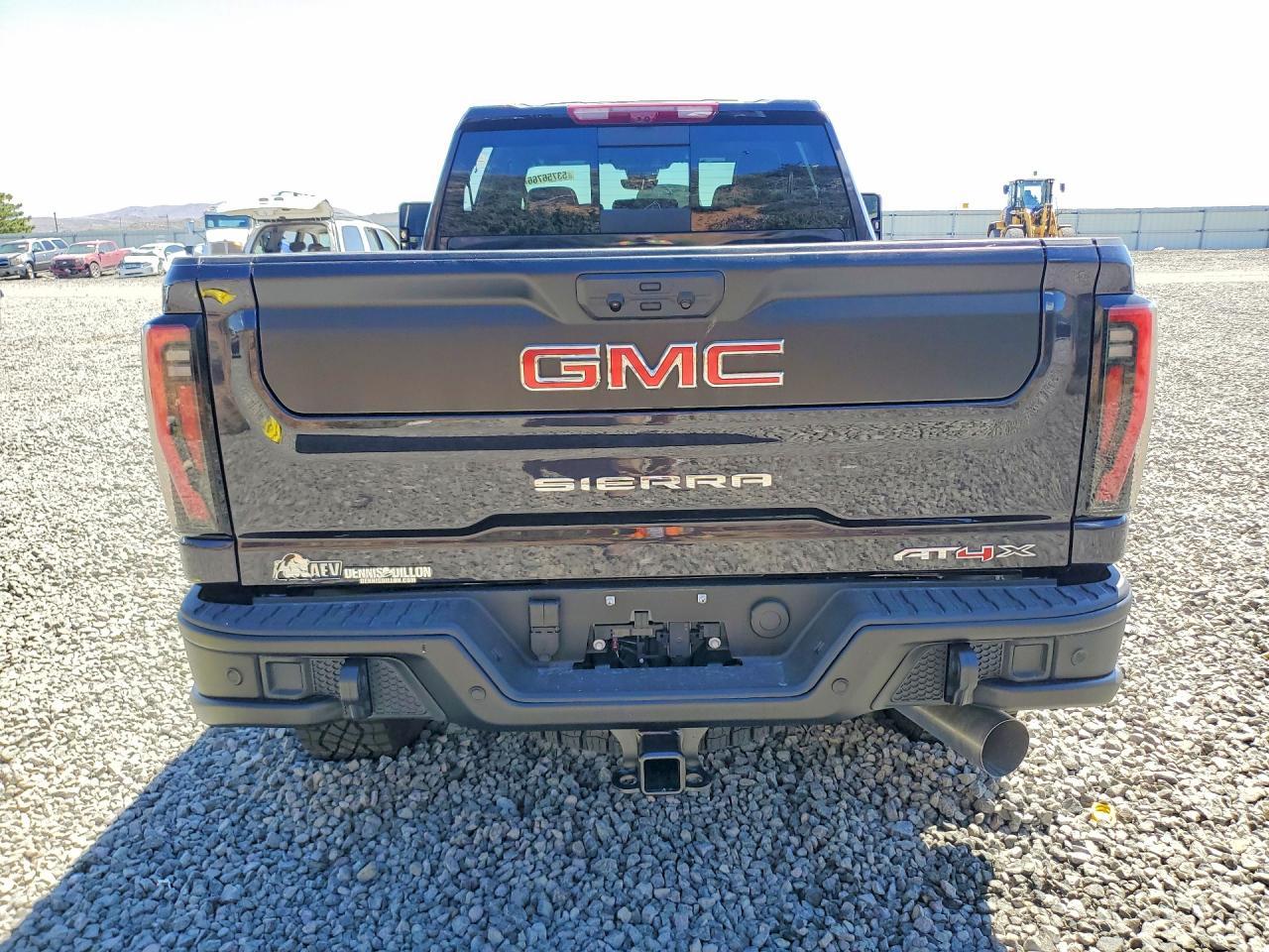 2026 GMC Sierra K2500 At4X - Фото 6