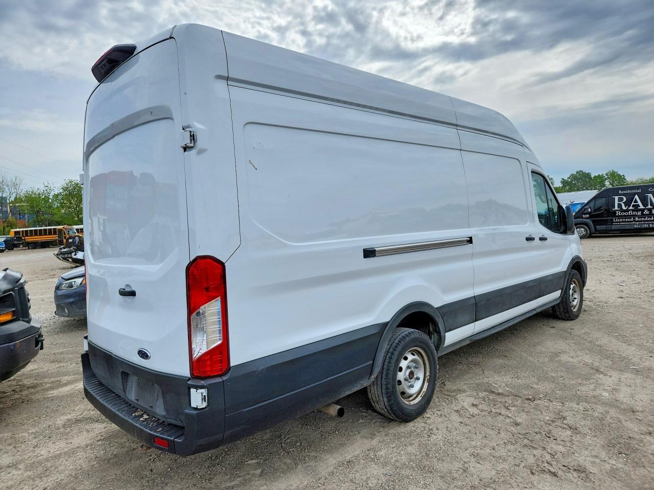 2023 Ford Transit T-350 Delivery Van - Фото 3