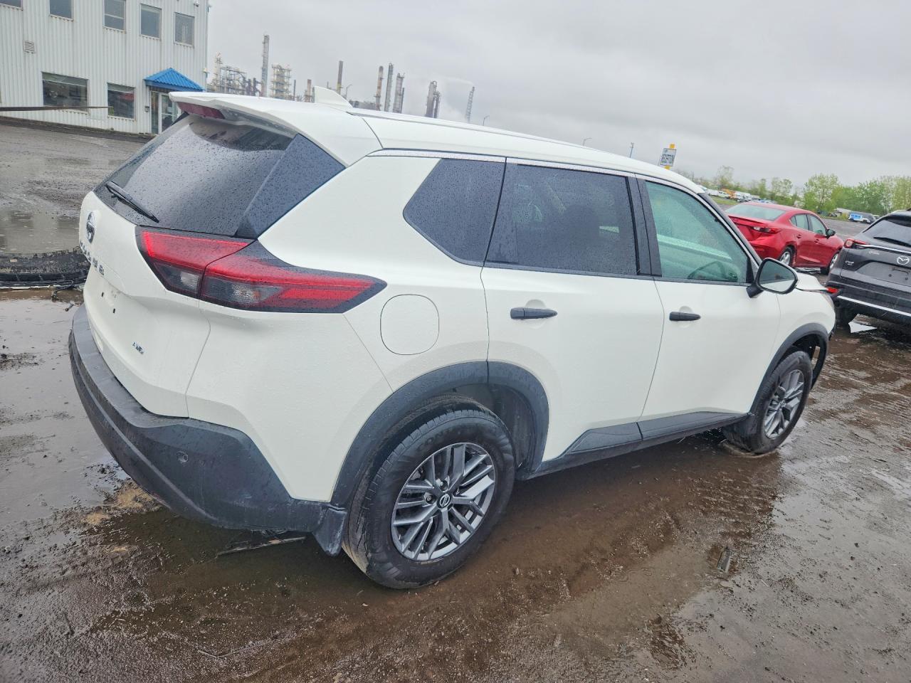 2021 Nissan Rogue S - Image 3