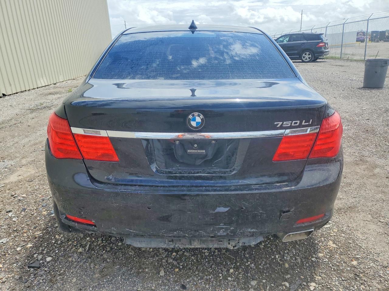 2011 BMW 750 Li - Фото 6