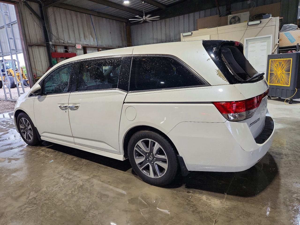 2014 Honda Odyssey - Фото 2