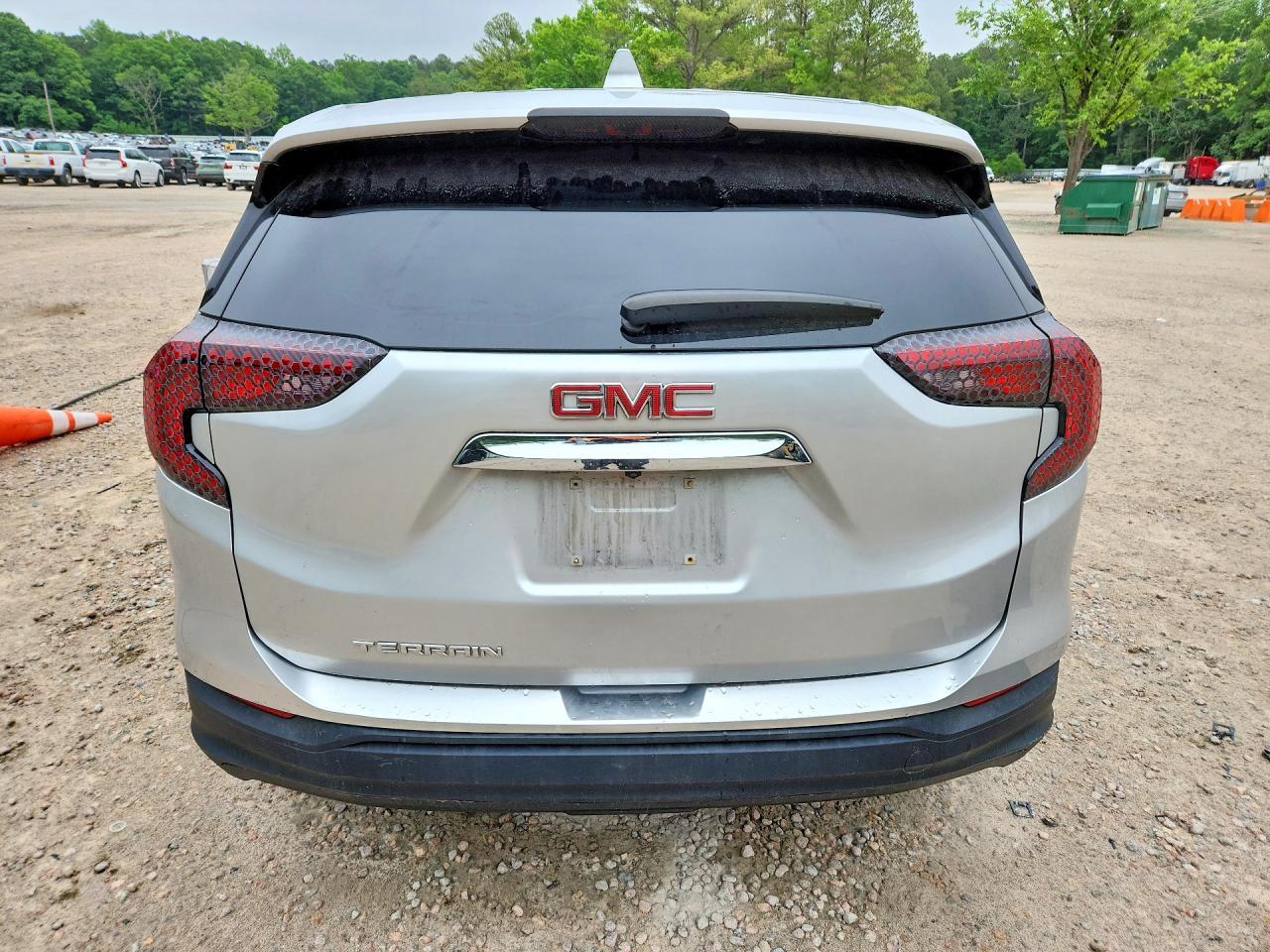 2018 GMC Terrain Sle - Image 6