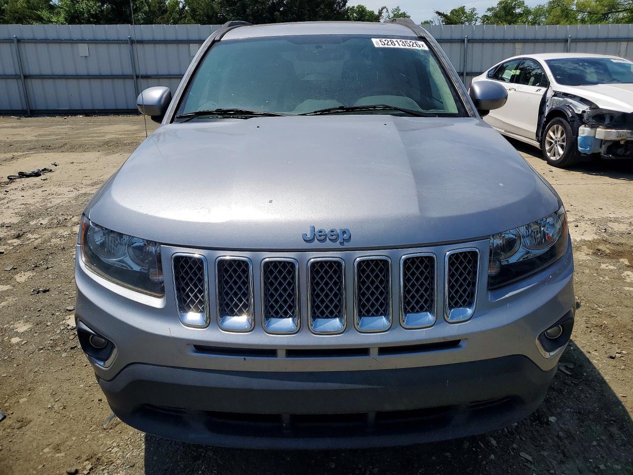 2017 Jeep Compass Latitude - Image 5