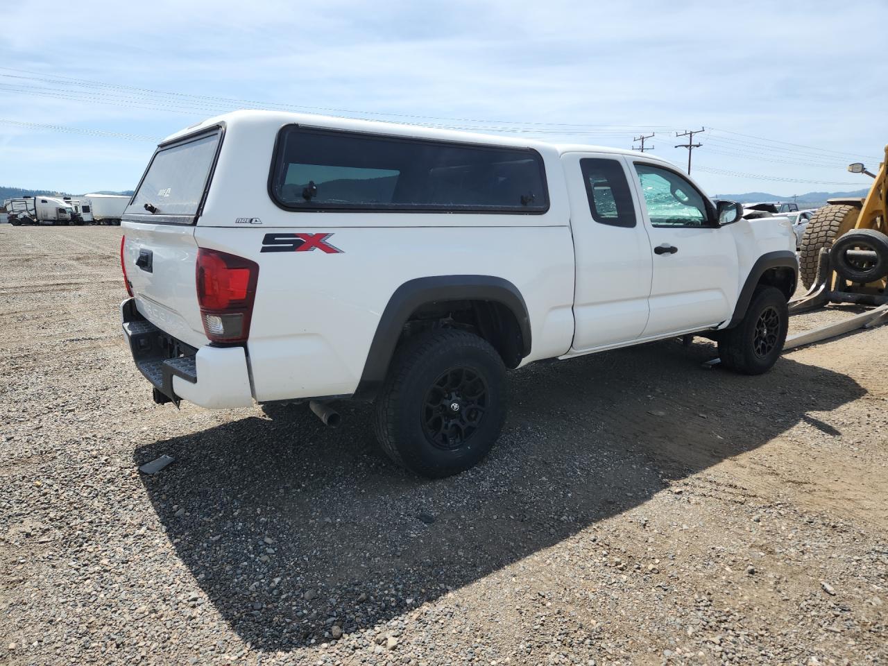 2021 Toyota Tacoma Sr V6 - Фото 3