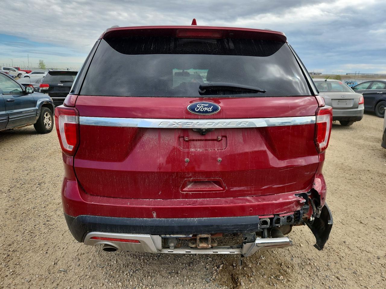 2016 Ford Explorer Xlt - Фото 6