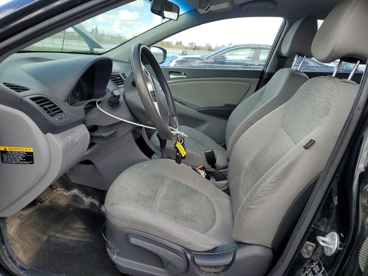 2016 Hyundai Accent Se - Фото 7