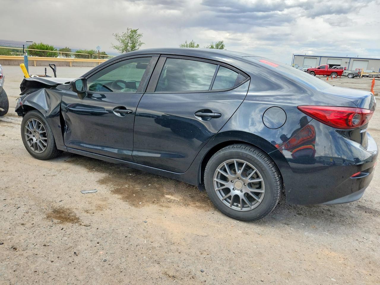 2015 Mazda 3 Sport - Фото 2