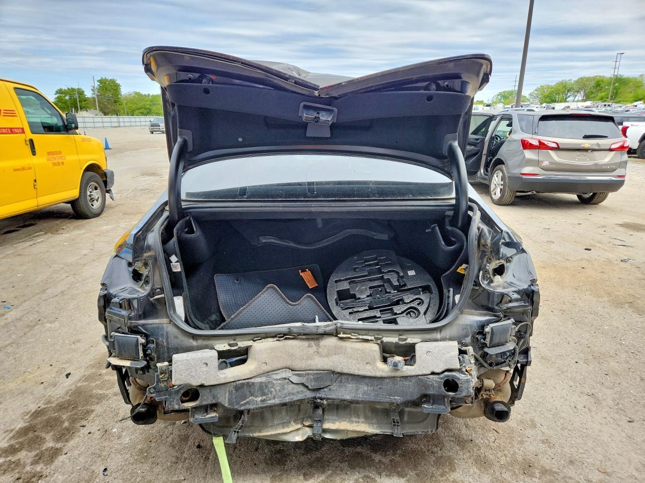 2017 Genesis G80 3.8 - Image 6