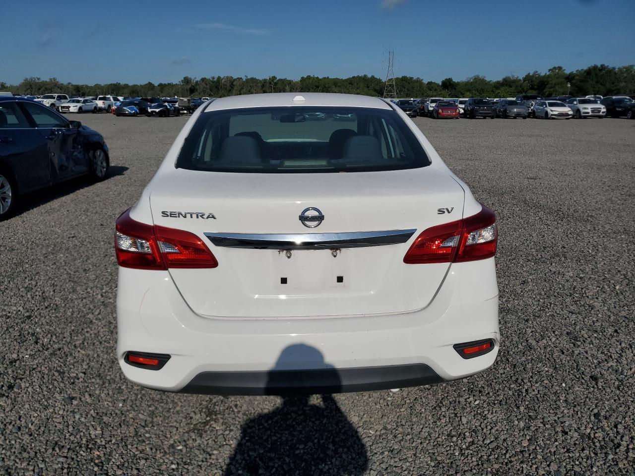 2019 Nissan Sentra Sv - Фото 6
