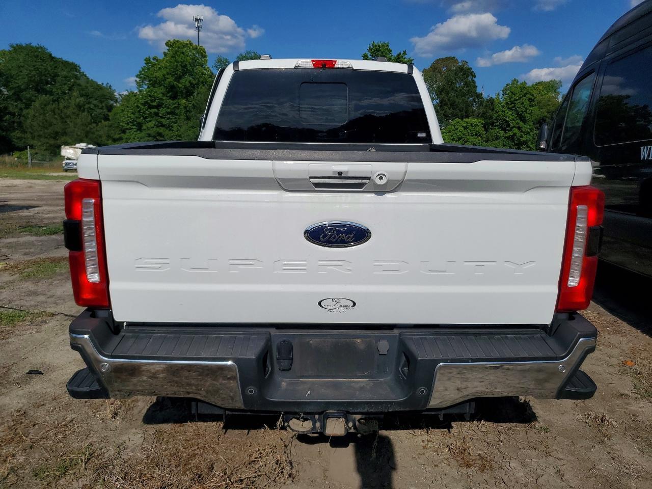 2024 Ford F250 Super Duty - Image 6