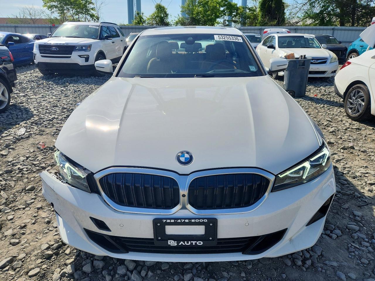 2025 BMW 330Xi - Фото 5