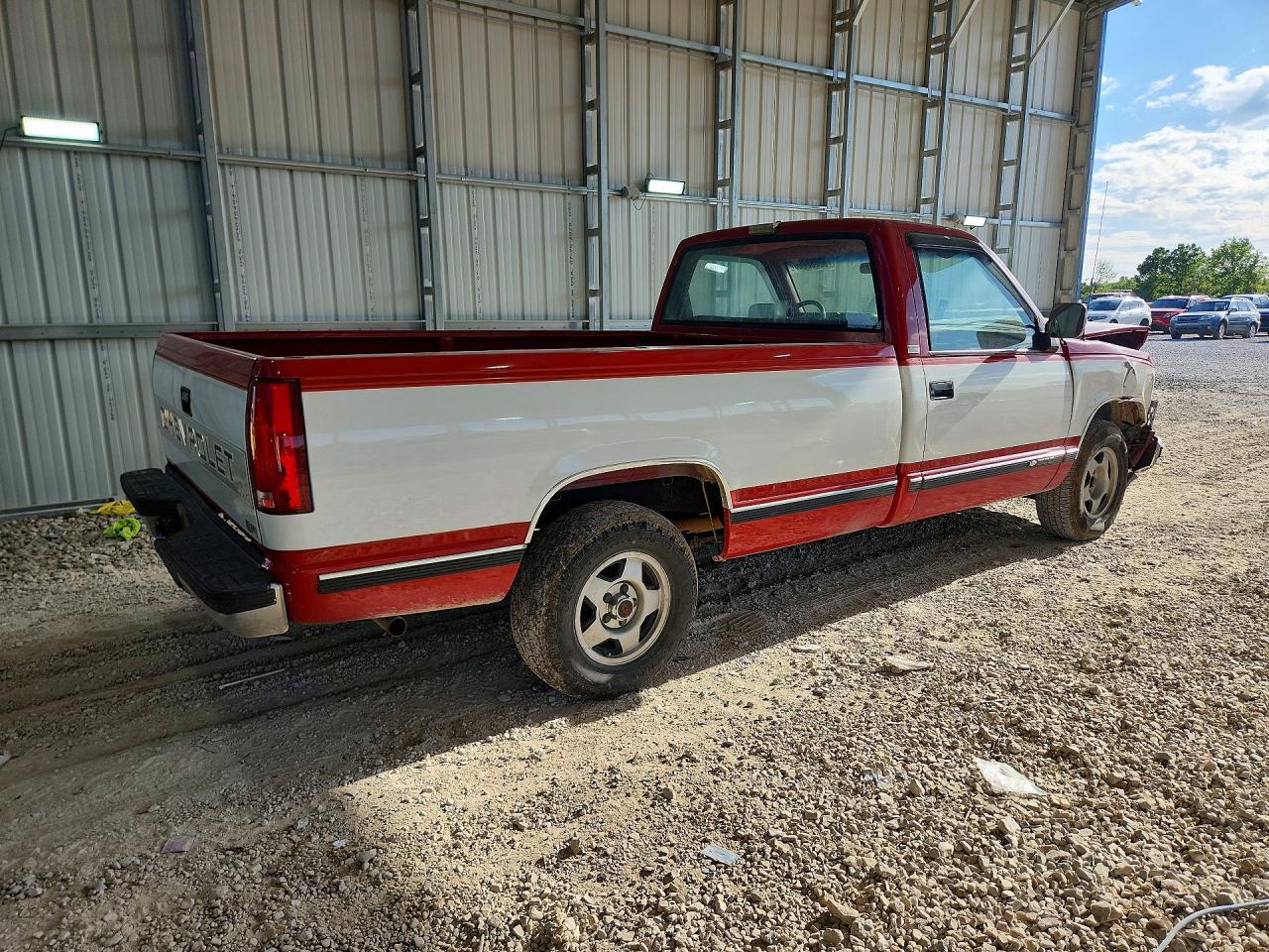 1989 Chevrolet Gmt-400 C1500 - Фото 3