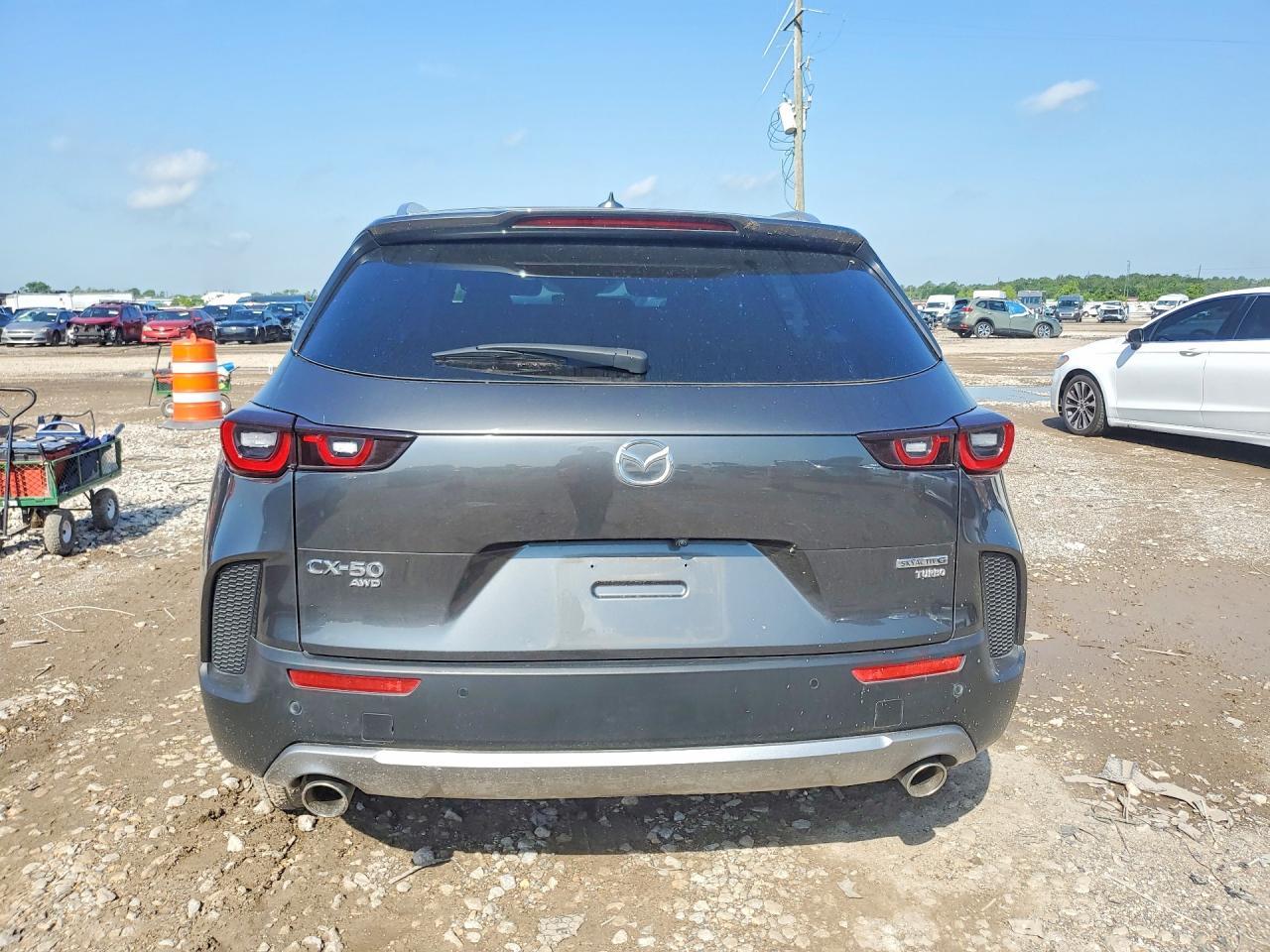 2024 Mazda Cx-50 Premium Plus - Фото 6
