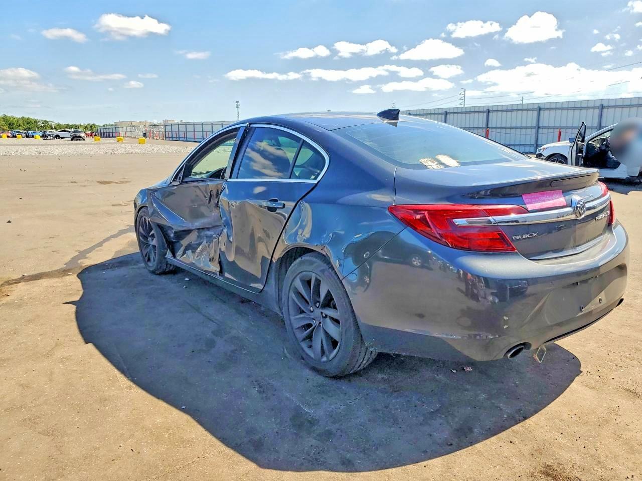 2015 Buick Regal Premium - Фото 2