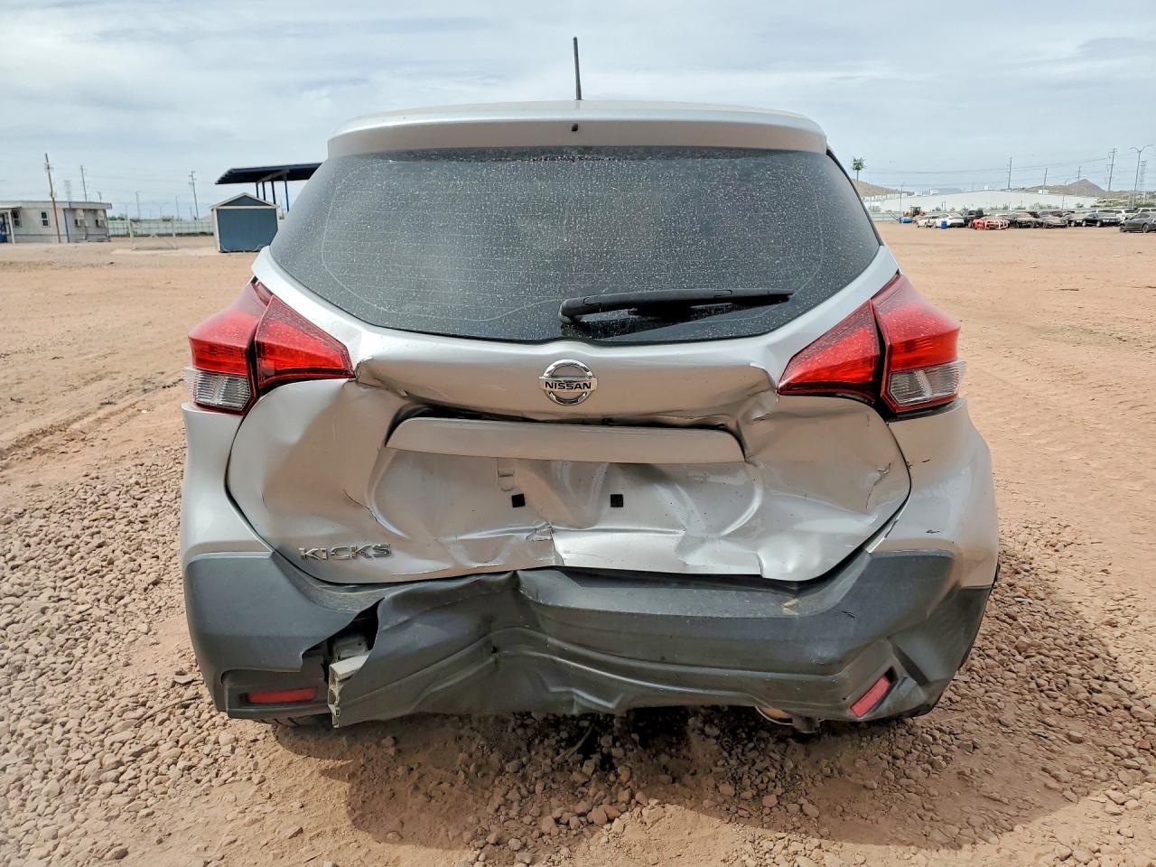 2019 Nissan Kicks S - Image 6