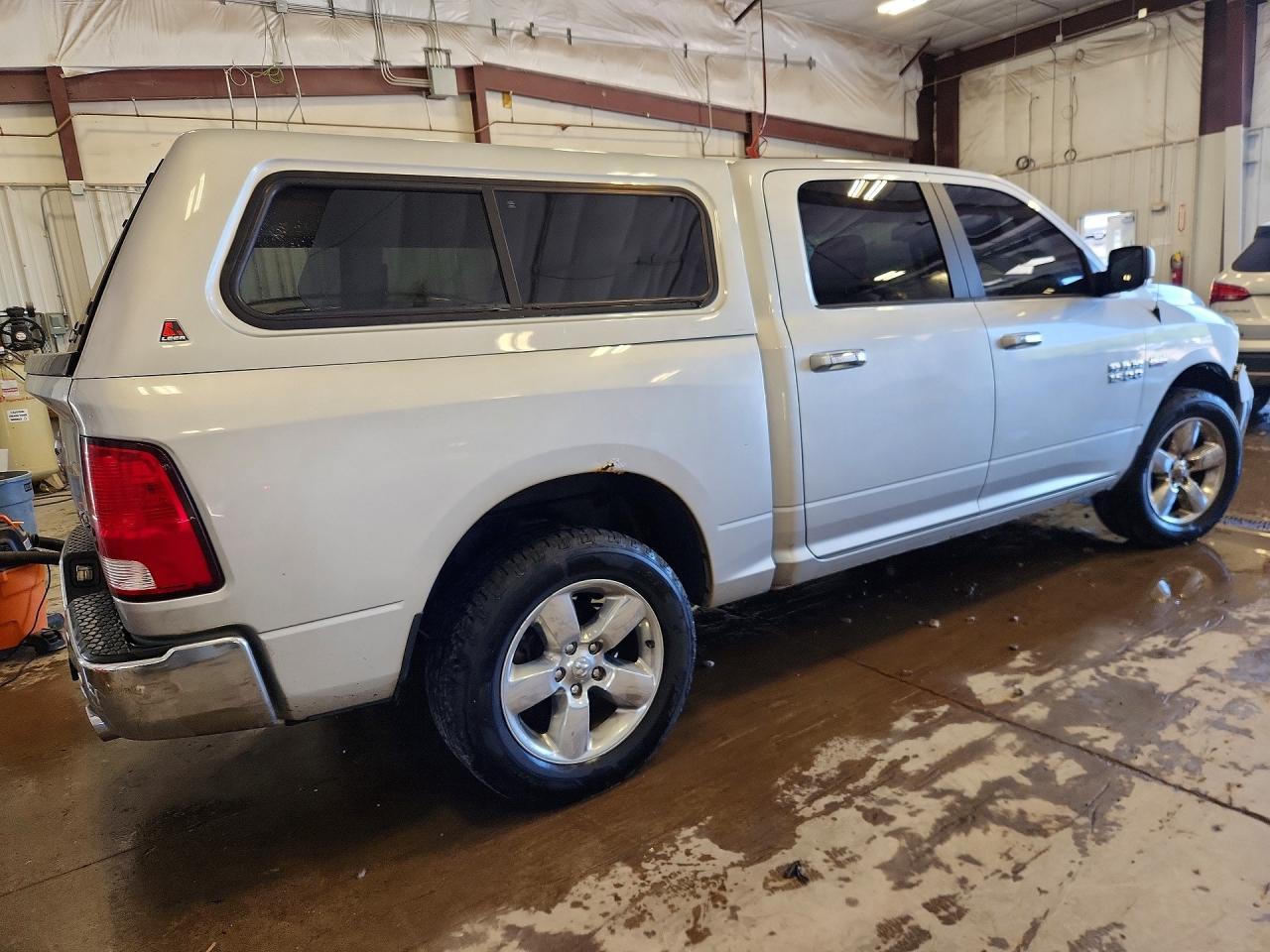 2016 Ram 1500 Slt - Image 3