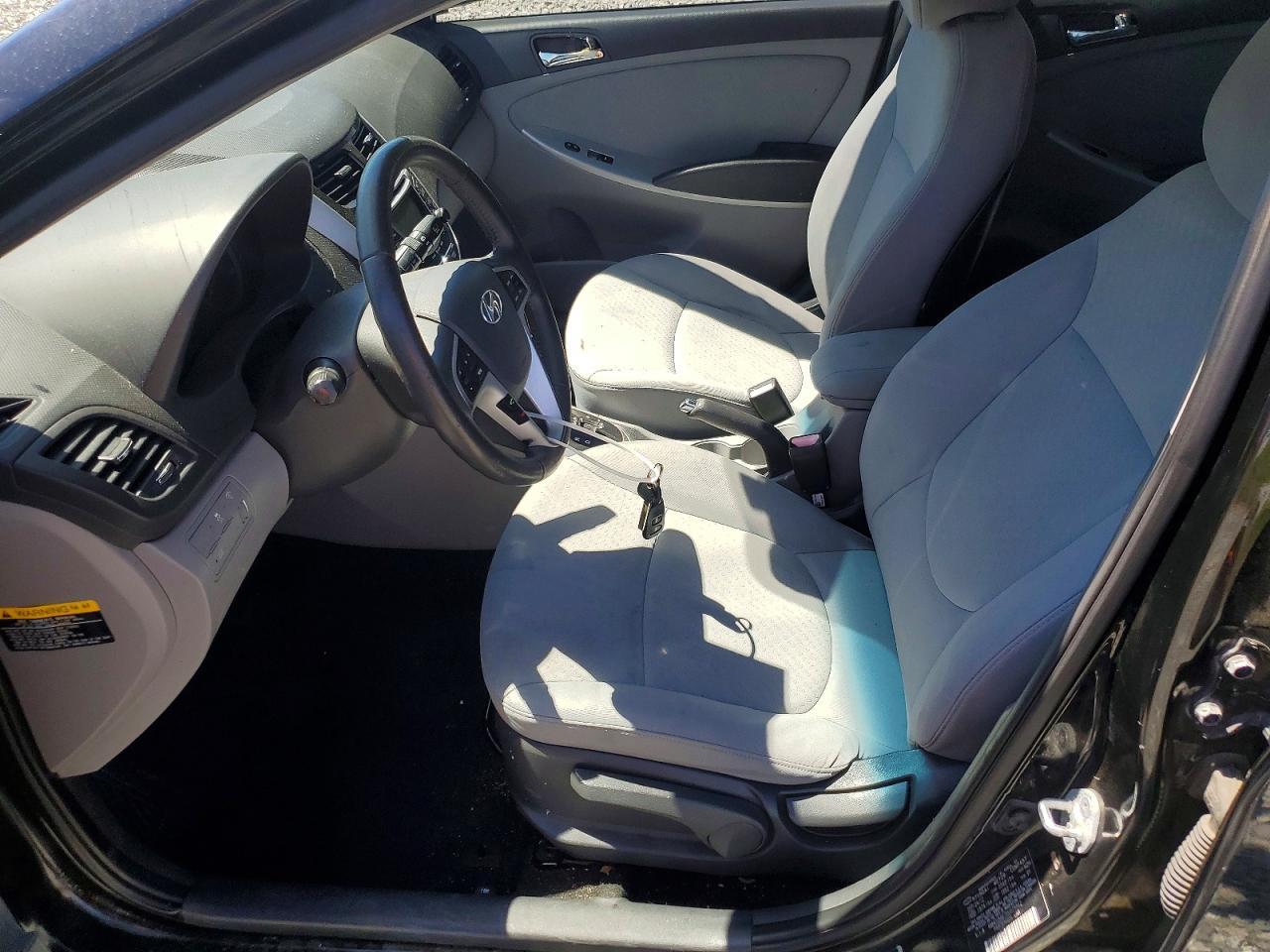 2013 Hyundai Accent Se - Фото 7