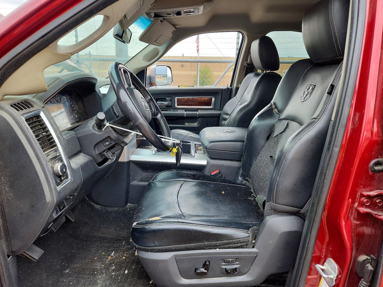 2012 Dodge Ram 3500 Laramie - Image 7